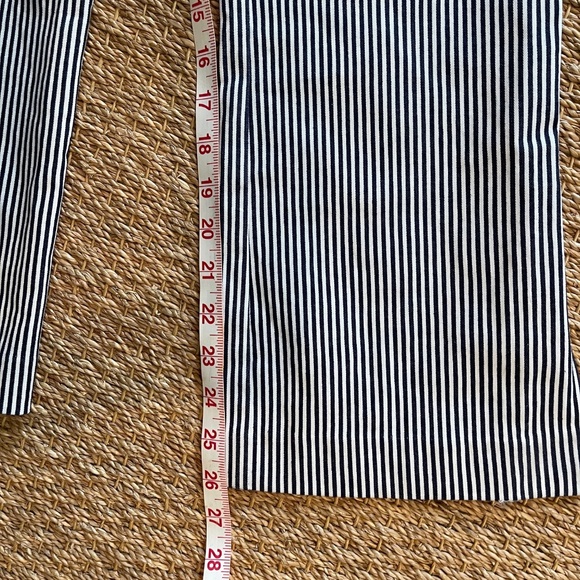 NWT Trina Turk Navy Blue and White Pants in Size 2 - Picture 6 of 11